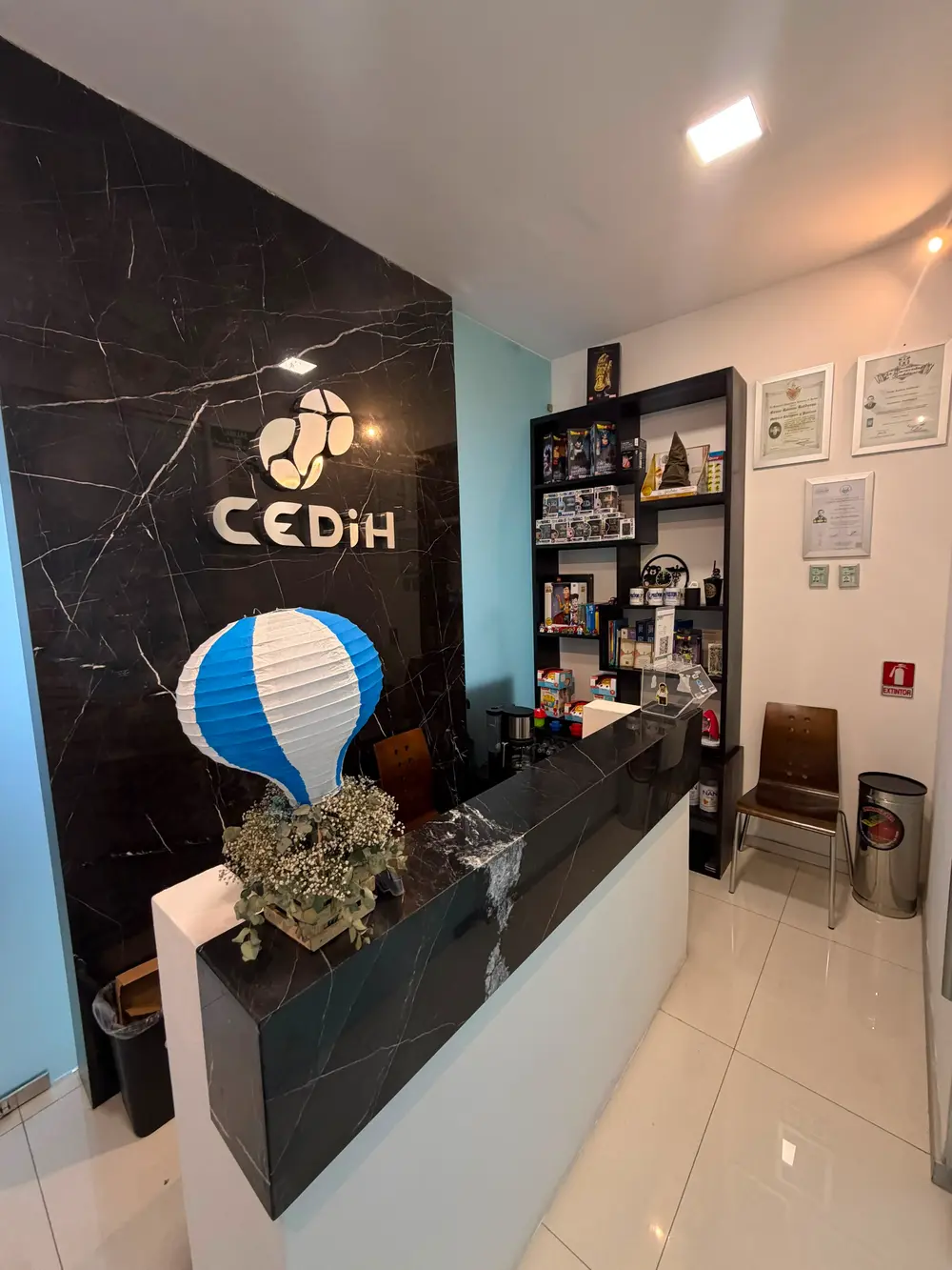 Certificados y diplomas del cirujano Pediátrico en Puebla